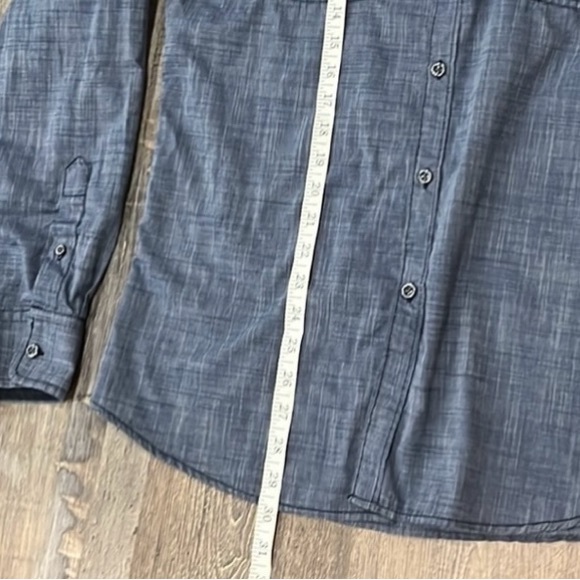 Airwalk Button Down Shirt Blue Chambray Long Sleeve Skater Grunge Sz L 90s Y2K - Picture 8 of 11